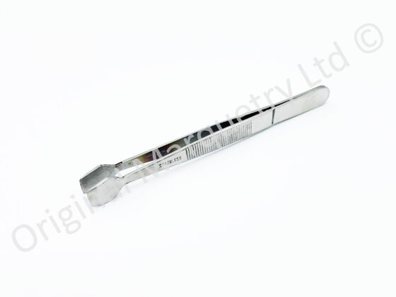 Stainless Steel Spade End Tweezers - T144