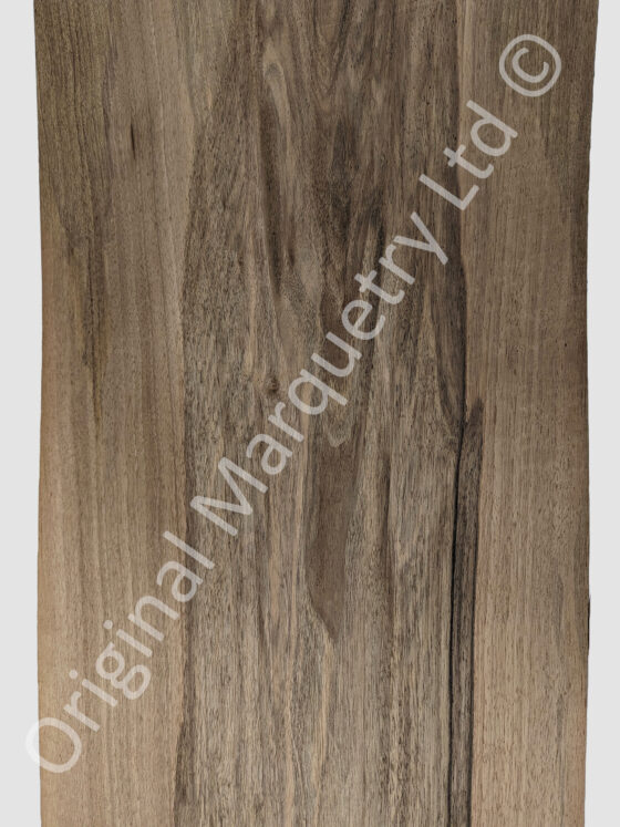 European Walnut Constructional Wood Veneer 2.0mm - Image 3